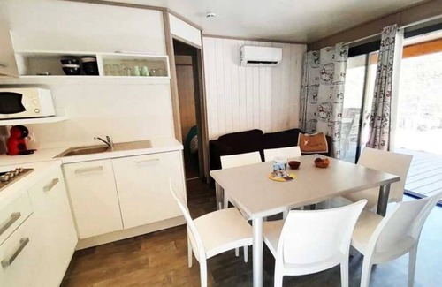 Saint-Auban Chalet De Ski | Chalet 2 étoiles - Piscine - ccbaeib