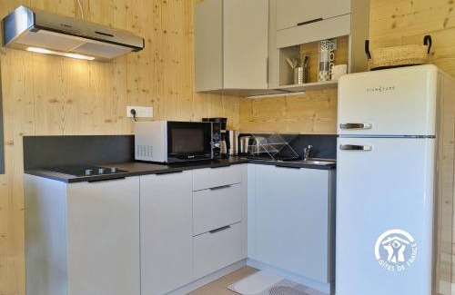 Saint-Berthevin Maison | Chalet 23 Le Moulin, Camping de Coupeau, 4 personnes