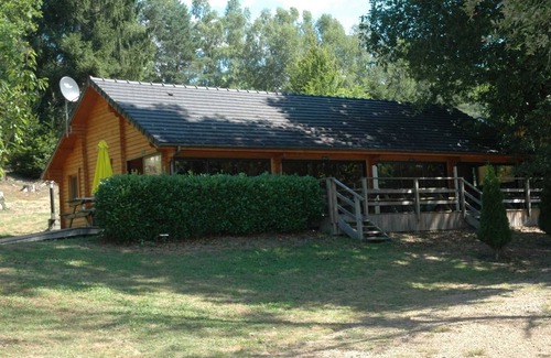 Correze Chalet De Ski | Chalet 3 étoiles - Piscine - eehihc