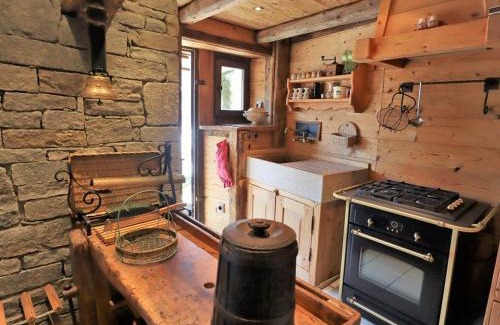 Beaufort Chalet De Ski | Chalet 3 pièces, 6 pers, 2 km des pistes, plein sud, internet - FR-1-342-158