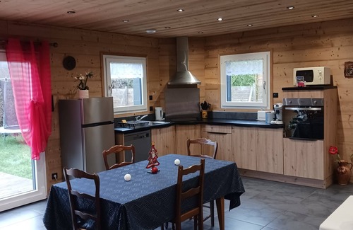 Jarmenil Chalet De Ski | CHALET 4* CLOTURE (pets allowed) 8 MN CASCADES TENDON PROCHE GERARDMER SAUNA.