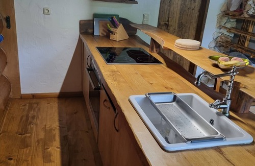 Sankt Englmar Chalet De Ski | Chalet 4 with modern comfort, the perfect retreat.