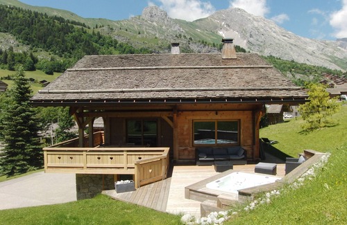 Le Chinaillon Chalet De Ski | Chalet chatillon 5 * gîte de charme Haute Savoie pieds des pistes avec jacuzzi