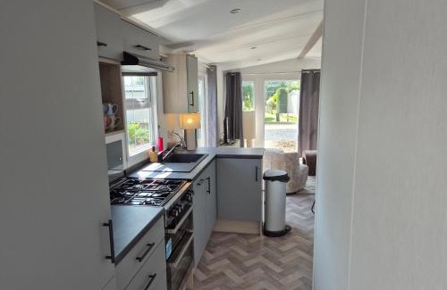 Sint Maarten Chalet De Ski | Chalet 549 op Recreatiepark de Wielen
