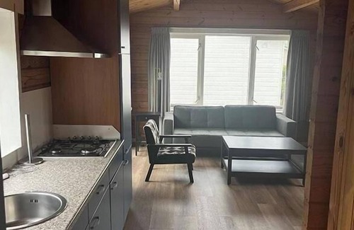 Sint-Annaland Station Balnéaire | Chalet 96-96A - Four Bedroom Resort, Sleeps 8