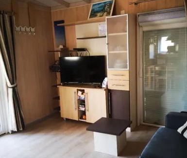 Estang Chalet De Ski | Chalet accueillant avec vue sur le lac