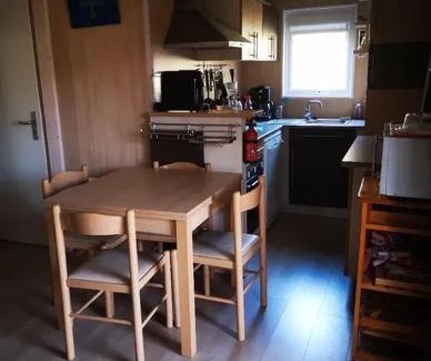 Estang Chalet De Ski | Chalet accueillant avec vue sur le lac