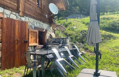 Les Sagnieres Chalet De Ski | Chalet Alpage aux portes du Queyras