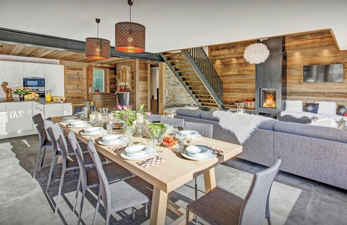 Le Grand-Bornand Chalet De Ski | Chalet Alyssum - séjour en famille 13p, jacuzzi & sauna - OVO Network