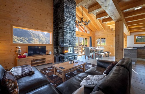 Riddes Cottage | Chalet Amerhone - Luxury Chalet With Jacuzzi