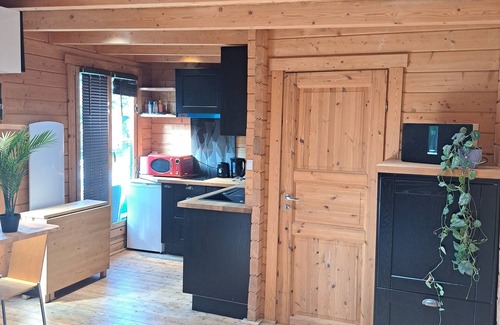 Chevilly-Larue Chalet De Ski | Chalet and straw hut under the stars metro 14 L'Haÿ-les-Roses
