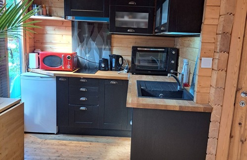 Chevilly-Larue Chalet De Ski | Chalet and straw hut under the stars metro 14 L'Haÿ-les-Roses