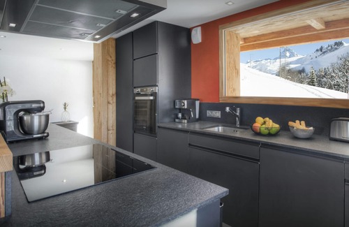 Le Grand-Bornand Chalet De Ski | Chalet Argali - séjour exclusif skis aux pieds pour 14 - OVO Network
