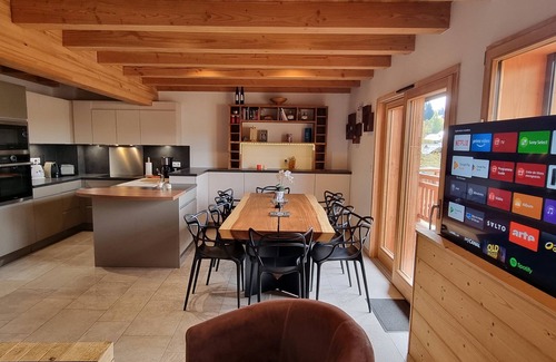 Araches-la-Frasse Chalet De Ski | Chalet Arpitan - vue panoramique, calme - les Carroz Grand Massif