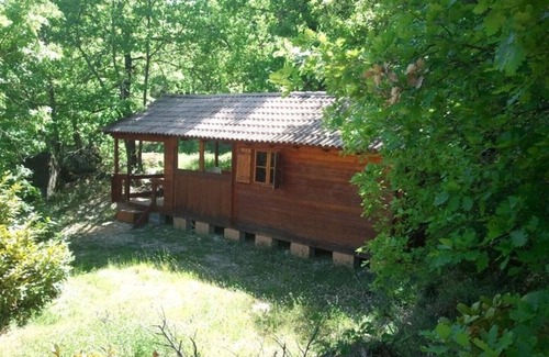 Simiane-la-Rotonde Cabine | Chalet terrasse au calme en bois massif, intérieur chaleureux et coque