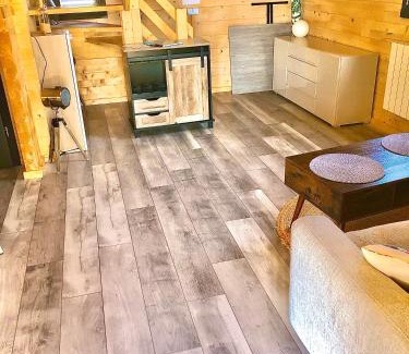 Sulniac Chalet De Ski | Chalet au calme pour 6 personnes proche Golfe du Morbihan Animaux acceptés