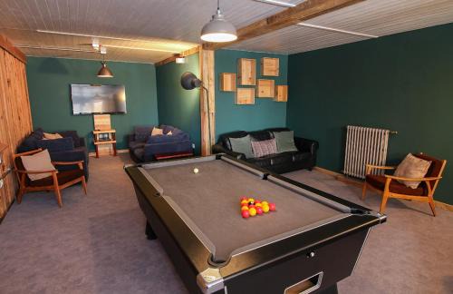 Les Boisses Hôtel | CHALET AUBERGE - Les Mélèzes