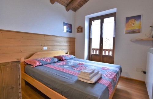 Mello Chalet De Ski | Chalet Baita Lake View by Interhome