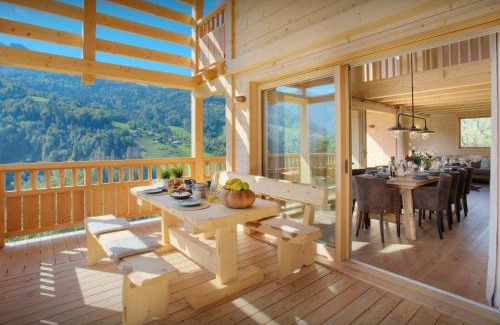 Champ-Laurent Chalet De Ski | Chalet Belle Cour - OVO Network