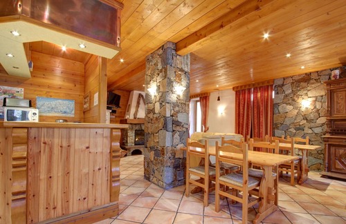 Brides-les-Bains Chalet De Ski | CHALEUREUX CHALET SAVOYARD AU COEUR DES 3 VALLEES