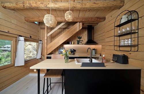 Montauban-de-Luchon Chalet De Ski | Chalet "Cabanelise" avec vue sur la montagne et terrasse privée