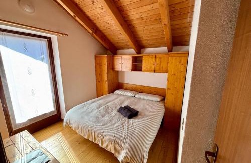 Antrona Schieranco Maison | Chalet Caldo & Accogliente a Cheggio "Obrigado House"