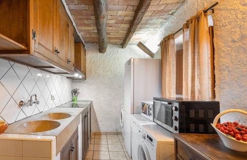 Pontons Chalet De Ski | Chalet 'Can Pavet' with Mountain View, Private Pool and Wi-Fi