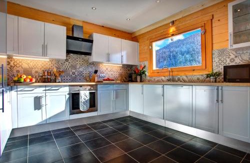 Saint-Jean-de-Sixt Chalet De Ski | Chalet Carter - OVO Network
