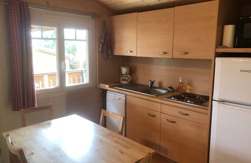 Beynat Chalet De Ski | Chalet Charley avec vue sur le Lac