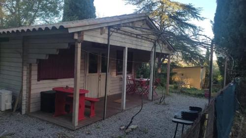 Poussan Chalet De Ski | Chalet charmant à Poussan avec jardin privé et barbecue