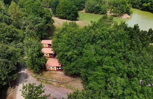 Bretagne-d'Armagnac Appartement | Chalet 'Club 5 Personnes 88' avec terrasse privée, jardin privé et Wi-Fi
