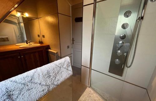 Vielha Chalet De Ski | Chalet con encanto Jardín y Parking Privado