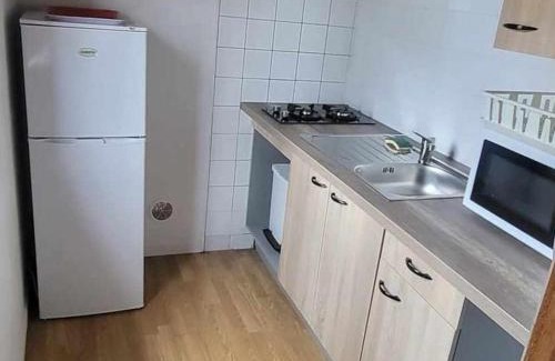 Salles Autre | Chalet confortable 8 pers, 3 ch, poêle à bois - API-1-52-154
