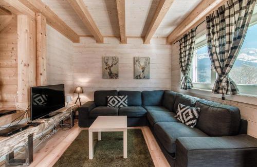 Dalpe Chalet De Ski | Chalet Dalpe by Quokka 360 - chalet among pastures and forests