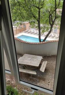 Vogue Autre | Chalet dans Camping 3 étoiles à Vogüé