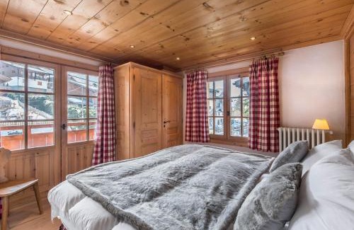 Megeve Chalet De Ski | Chalet de Charme 4 Chambres, Balcons, Jardin, Proche Centre et Télécabine Megève - FR-1-453-12
