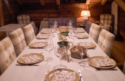 Peisey-Nancroix Chalet De Ski | Chalet de charme 190m2, La Lauzière, ski à pieds