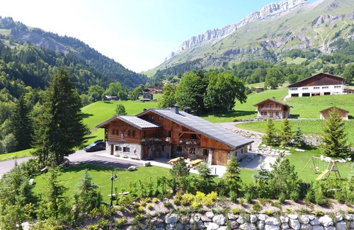 La Giettaz Chalet De Ski | Chalet de l'Armanaz pour des groupes jusqu'à 32 personnes