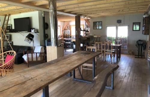 La Lechere Chalet De Ski | chalet de l'eau rousse