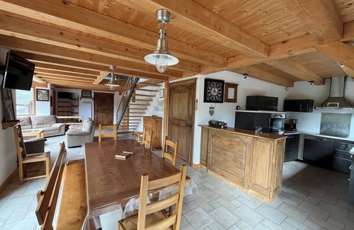 Liezey Chalet De Ski | Chalet de la Mésangière, 10 km from Gérardmer