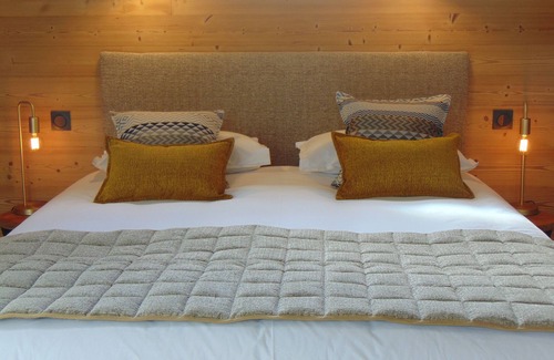 Azet Hôtel | Le Chalet de Laethy,chambre d hotes et spa privatif