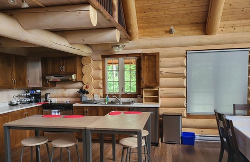 Peribonka Chalet De Ski | Chalet de Rêve à Péribonka Avec spa