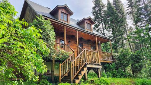 Saint-Faustin-Lac-Carre Maison | Chalet des Sources SPA Gazebo panoramique