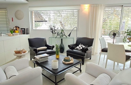 Quartier des Espesses Maison | Chalet du Rastel, jacuzzi and terraces