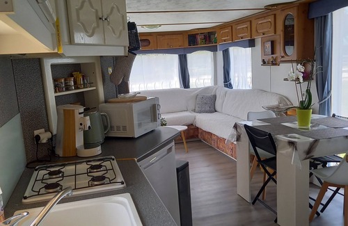 Yevres Chalet De Ski | Chalet en ferme équestre au plus proche des chevaux
