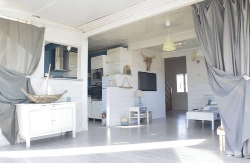 Gruissan Chalet De Ski | CHALET ENTIER GRUISSAN PLAGE