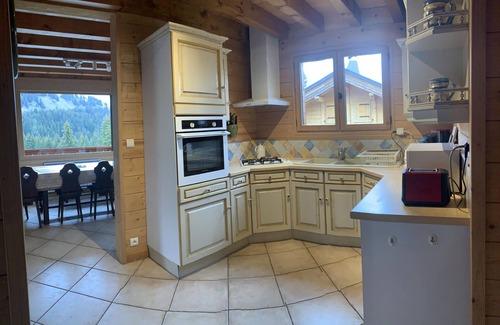 Le Praz de Lys Chalet De Ski | Chalet Familiale 4 Chambres