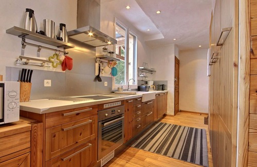 La Roche Chalet De Ski | Chalet 12 pers avec sauna, jacuzzi, wifi, parking, animaux admis
