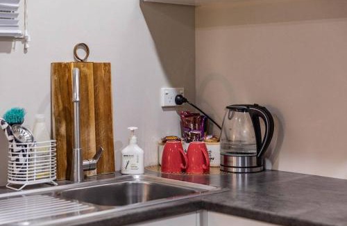 Matamata Appartement | Chalet Gandalf's Hideaway Full SKY&AppleTV All the Perks