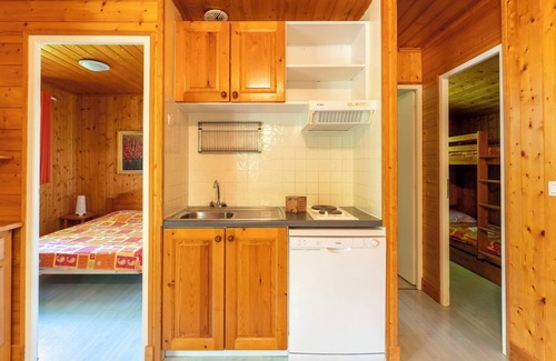 Mirabel-aux-Baronnies Chalet De Ski | Chalet "Gite Thym" avec piscine partagée, terrasse privée et Wi-Fi